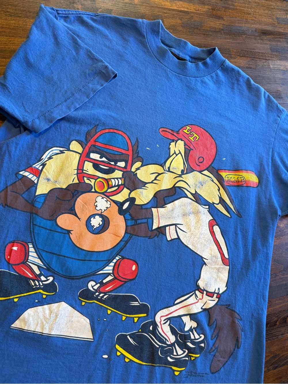 Signal Sports Looney Tunes Taz Baseball Vintage Tshirt 1994 Medium Single Stitch